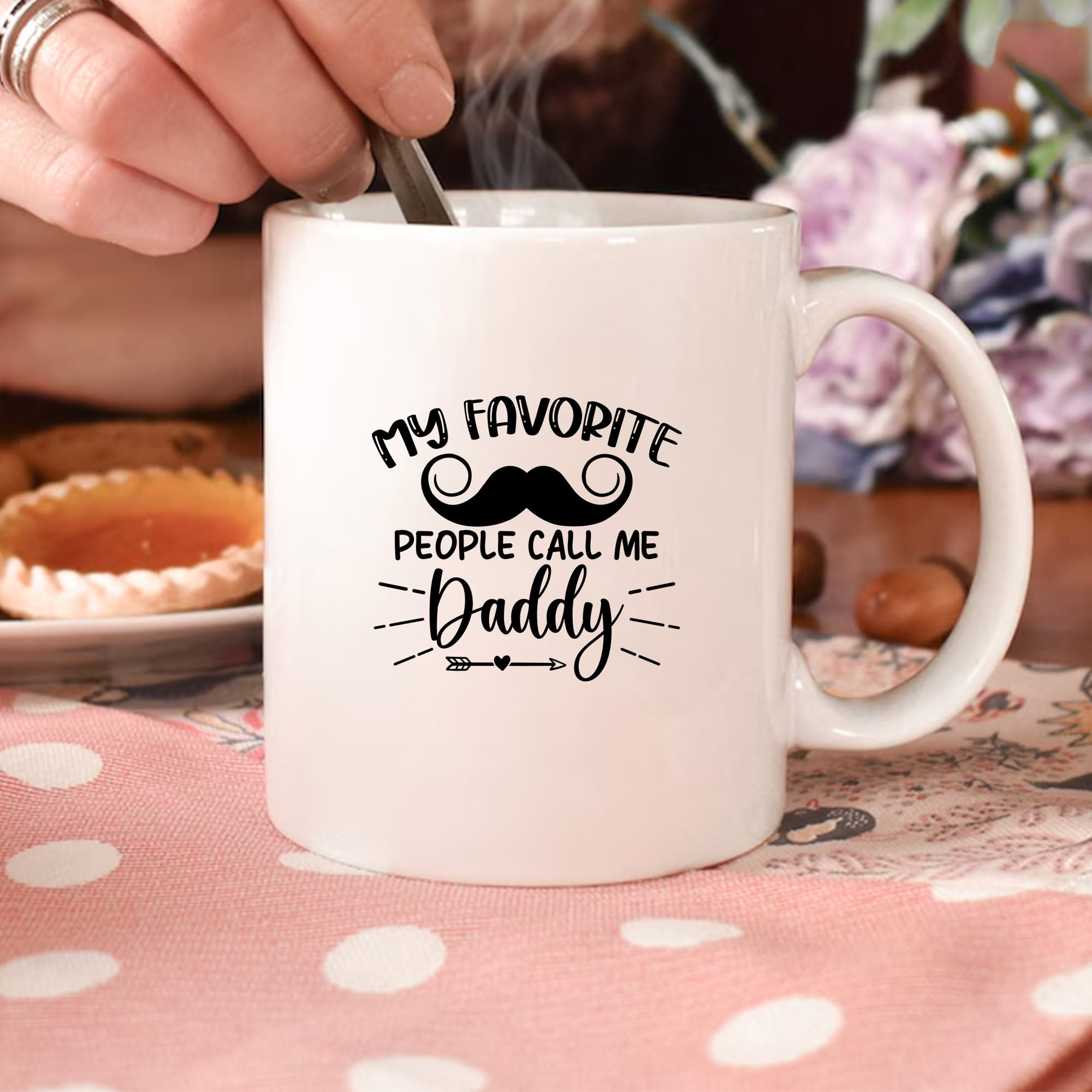 Daddy Mug Laser Cut SVG File. Perfect for Father's Day.